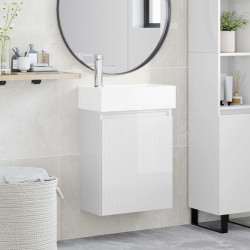 Conjunto de móveis de banheiro com torneira branco brilhante