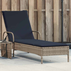 Espreguiçadeira com rodas e almofada em rattan sintético cinza