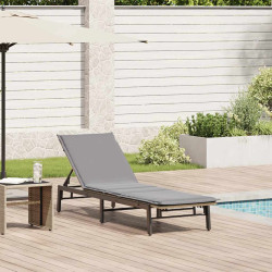Espreguiçadeira com almofada em rattan sintético bege