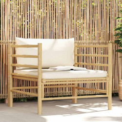 Sofá de jardim em bambu com almofadões branco nata