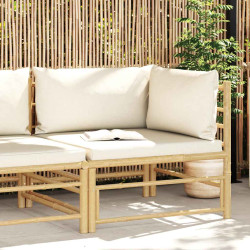 Sofá de canto p/ jardim com almofadões branco nata bambu