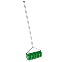 Rolo aireador de relva manual com pontas e cabo desmontável em três peças para jardim pátio 45x21x140 cm verde escuro